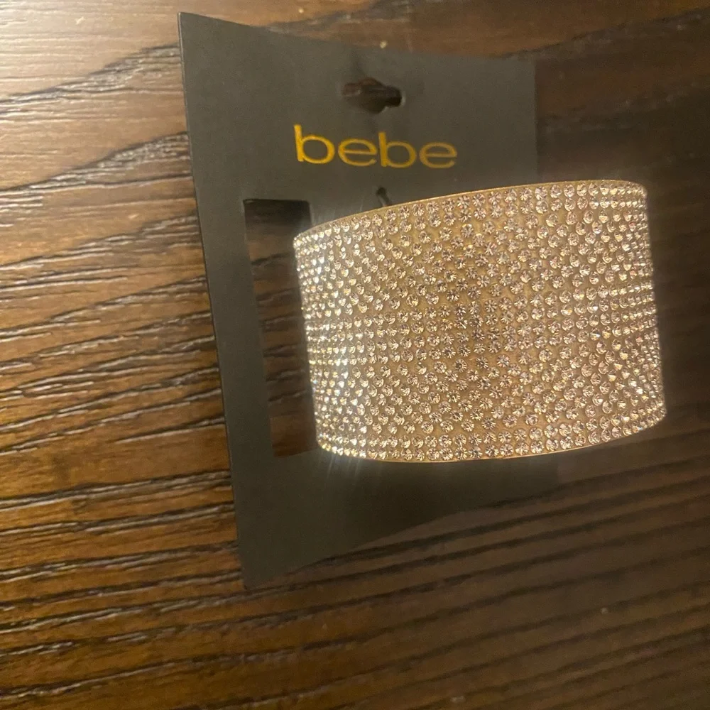 NEW Bebe sparkly gold bracelet.